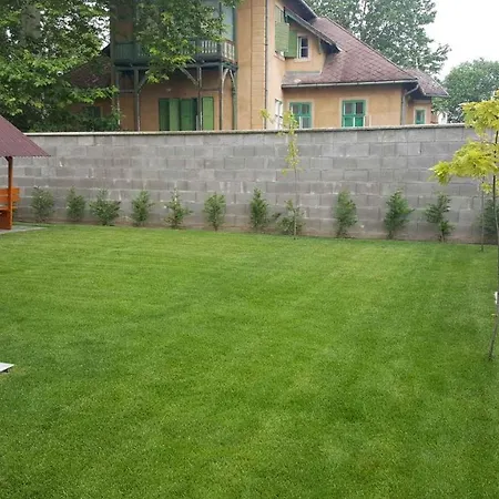 In Siofok/balaton 38420